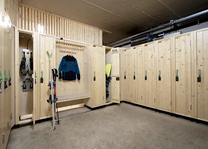 Ξενοδοχείο Olympic - Montana Center 3*